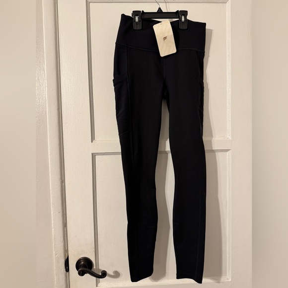 Fabletics On-The-Go PowerHold® High-Waisted Legging Sz medium tall - Picture 6 of 8